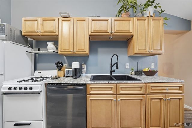 283 West Tupper Street N, Buffalo, NY 14201