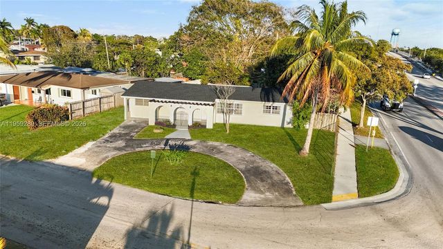 3017 Bahama Dr, Miramar, FL 33023