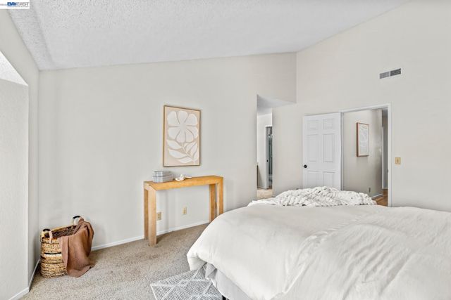2149 Junction Ave 10, Mountain View, CA 94043