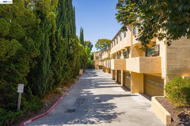 2149 Junction Ave 10, Mountain View, CA 94043