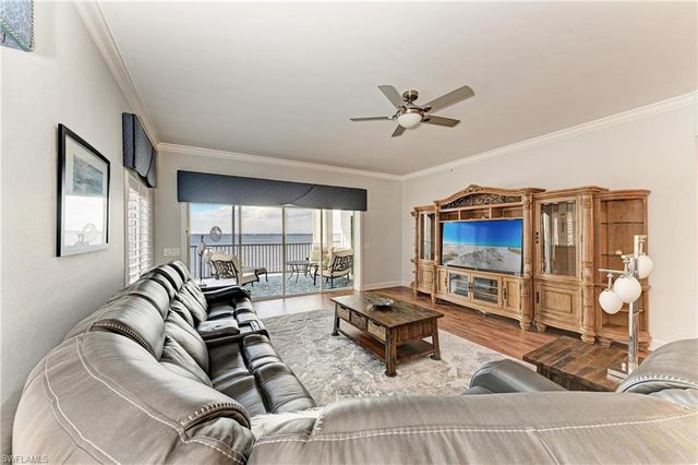 14813 Laguna DR 401, Fort Myers, FL 33908