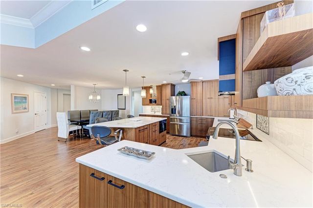 14813 Laguna DR 401, Fort Myers, FL 33908