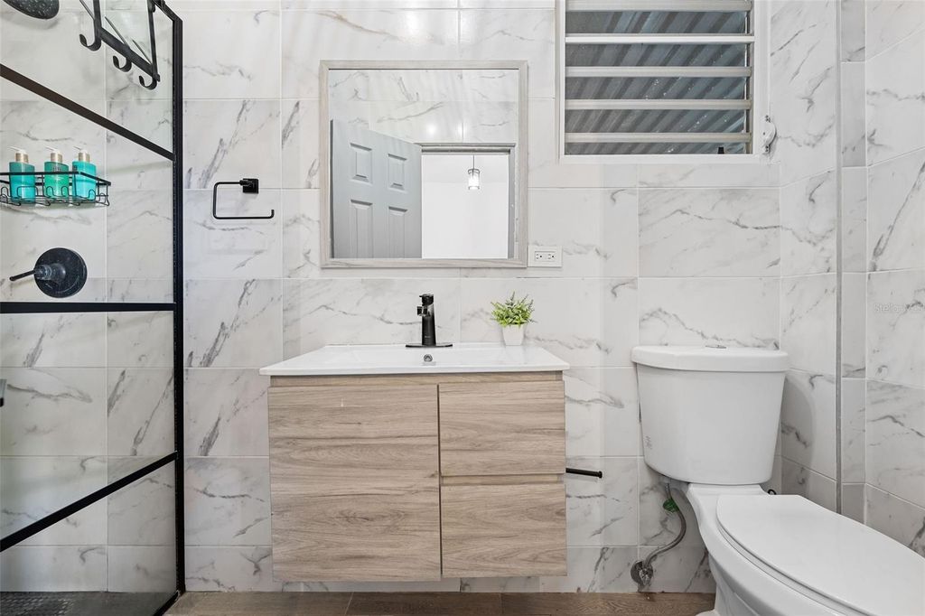 Image 21 of property listing at 4 MAR DE JAPON, Carolina, PR 00979