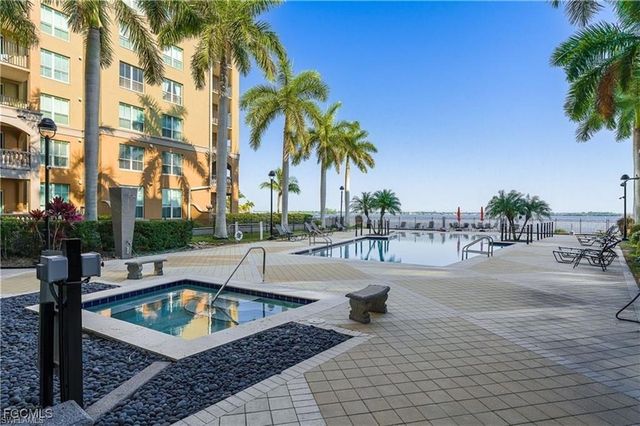 2825 Palm Beach BLVD 418, Fort Myers, FL 33916