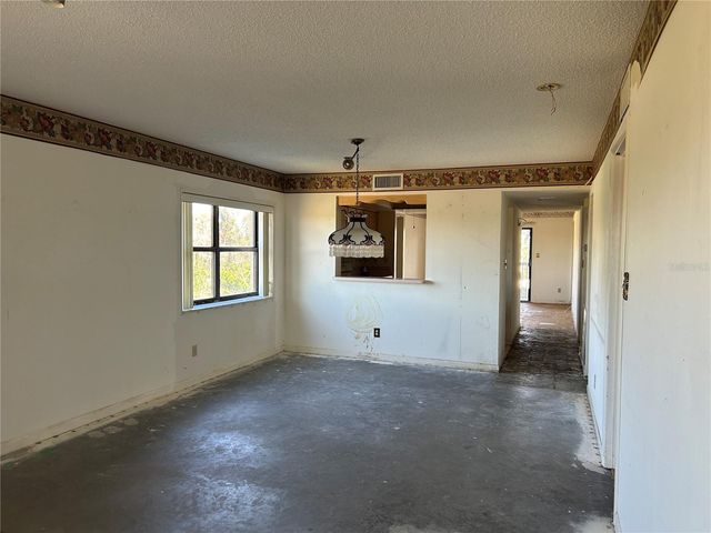 5400 PARK STREET N 214, St Petersburg, FL 33709