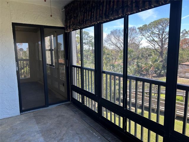 5400 PARK STREET N 214, St Petersburg, FL 33709