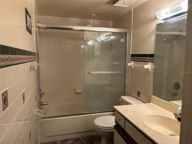 5400 PARK STREET N 214, St Petersburg, FL 33709