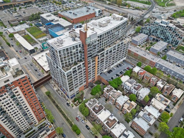 1530 S State Street 15R, Chicago, IL 60605