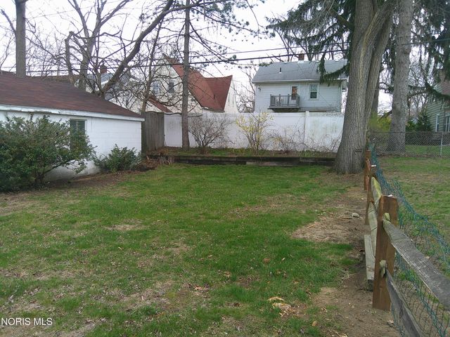 3016 Letchworth Parkway, Toledo, OH 43606