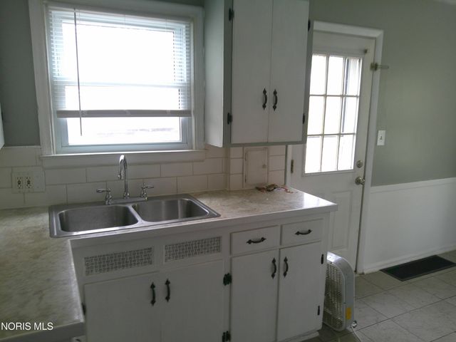 3016 Letchworth Parkway, Toledo, OH 43606