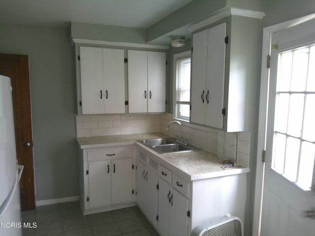 3016 Letchworth Parkway, Toledo, OH 43606