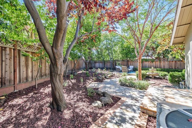 650 Hyde Park, Sunnyvale, CA 94087