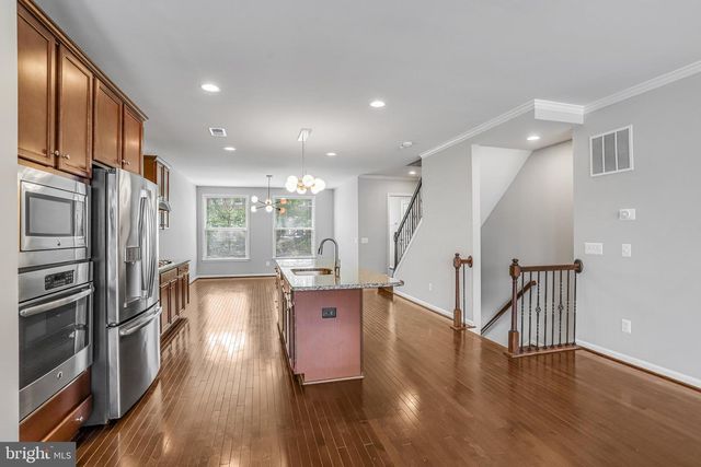 42274 HAMPTON WOODS TER, Ashburn, VA 20148