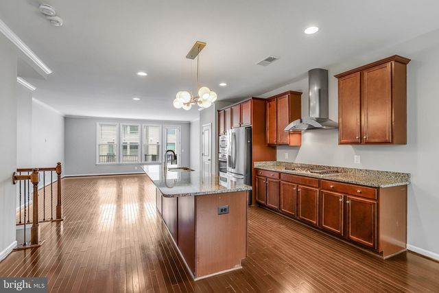 42274 HAMPTON WOODS TER, Ashburn, VA 20148