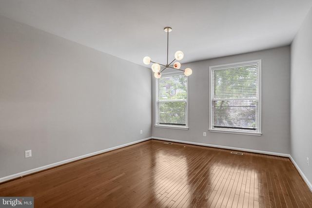 42274 HAMPTON WOODS TER, Ashburn, VA 20148
