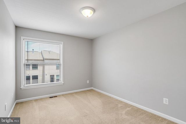 42274 HAMPTON WOODS TER, Ashburn, VA 20148