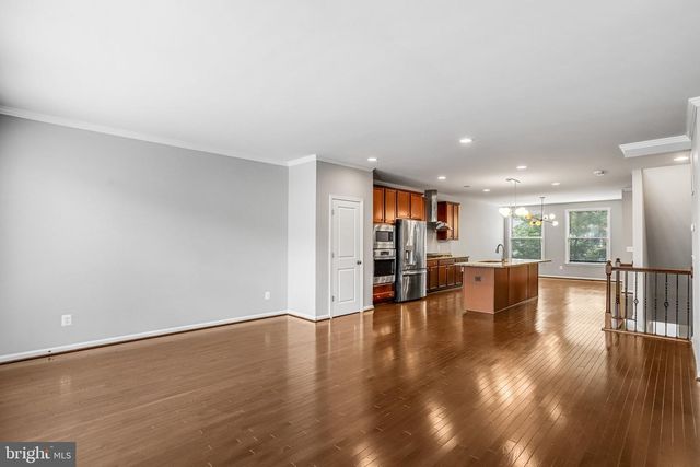 42274 HAMPTON WOODS TER, Ashburn, VA 20148