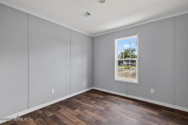 7682 LOS PADRES Avenue, Keystone Heights, FL 32656