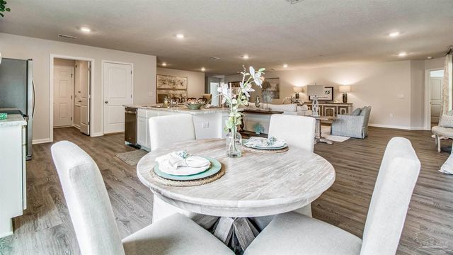 9736 Dutton Ln, Milton, FL 32583