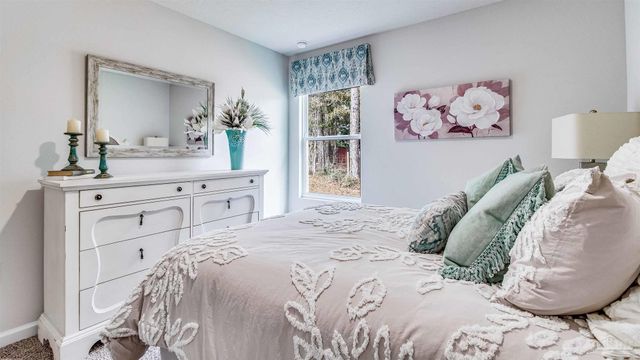 9736 Dutton Ln, Milton, FL 32583