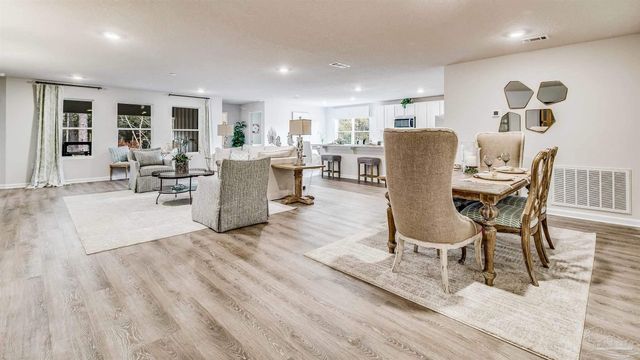 9736 Dutton Ln, Milton, FL 32583