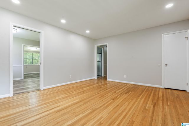 604 GRAVLEE LANE, Birmingham, AL 35206
