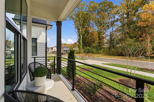 2017 South Street, Charlotte, NC 28208