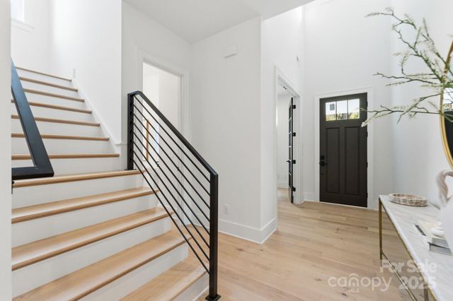 2017 South Street, Charlotte, NC 28208