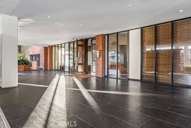 7135 Hollywood 1010, Los Angeles, CA 90046