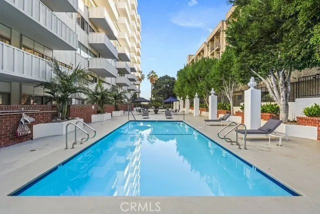 7135 Hollywood 1010, Los Angeles, CA 90046