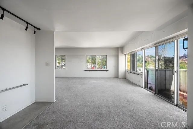 7135 Hollywood 1010, Los Angeles, CA 90046