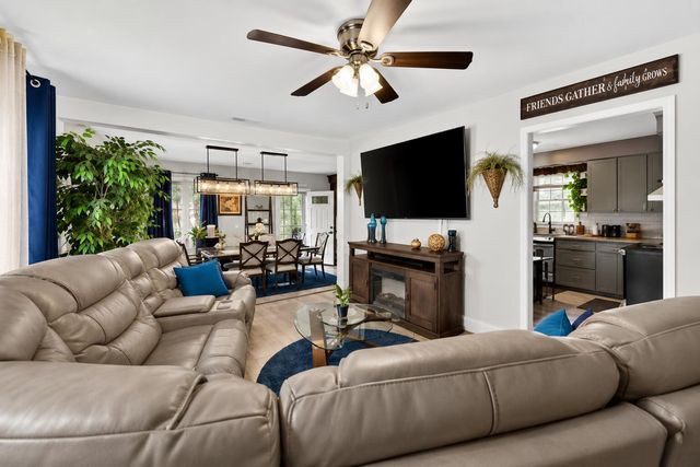 4628 Watkins Road, North Charleston, SC 29418