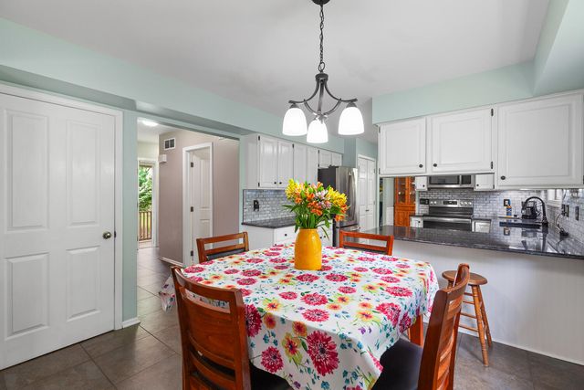 1302 N Freer Road, Chelsea, MI 48118