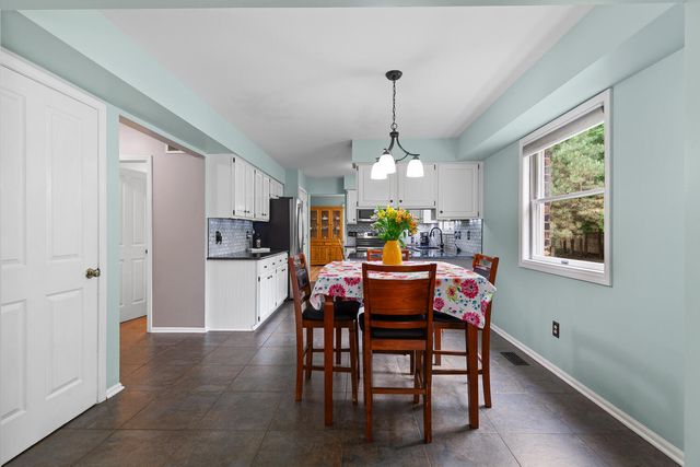 1302 N Freer Road, Chelsea, MI 48118