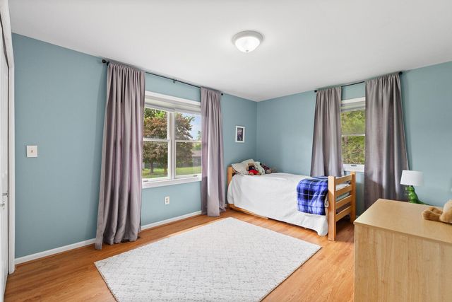 1302 N Freer Road, Chelsea, MI 48118