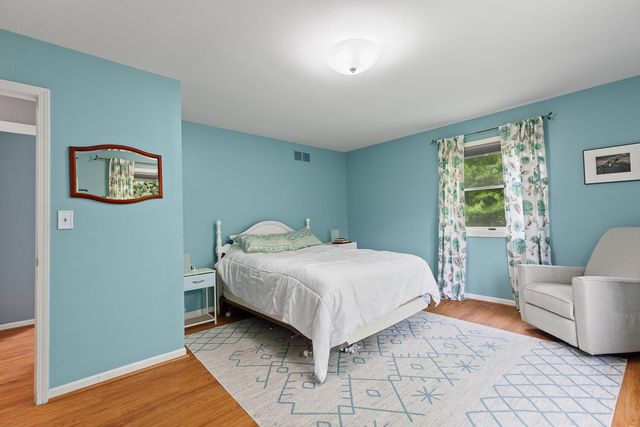 1302 N Freer Road, Chelsea, MI 48118
