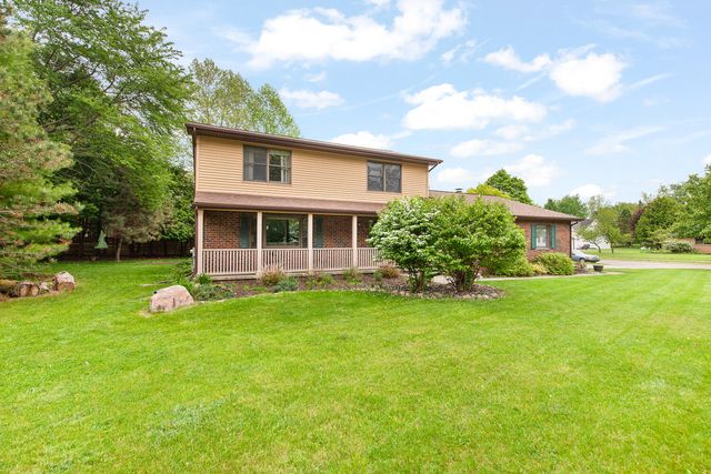 1302 N Freer Road, Chelsea, MI 48118
