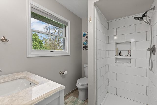 1302 N Freer Road, Chelsea, MI 48118