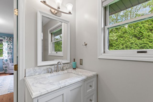 1302 N Freer Road, Chelsea, MI 48118