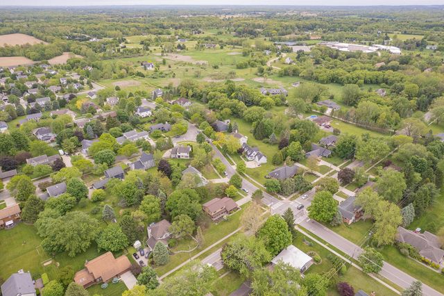 1302 N Freer Road, Chelsea, MI 48118