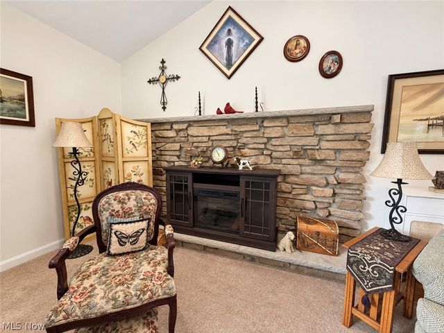 310 Fawnwood Drive, Tallmadge, OH 44278