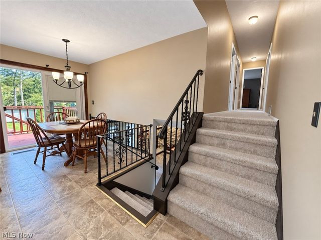 310 Fawnwood Drive, Tallmadge, OH 44278