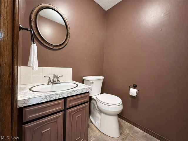 310 Fawnwood Drive, Tallmadge, OH 44278