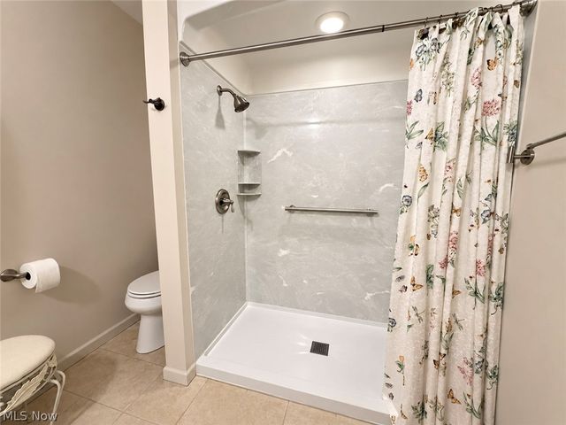 310 Fawnwood Drive, Tallmadge, OH 44278