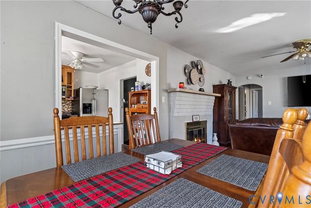 1408 Boroughbridge Rd, Richmond, VA 23225