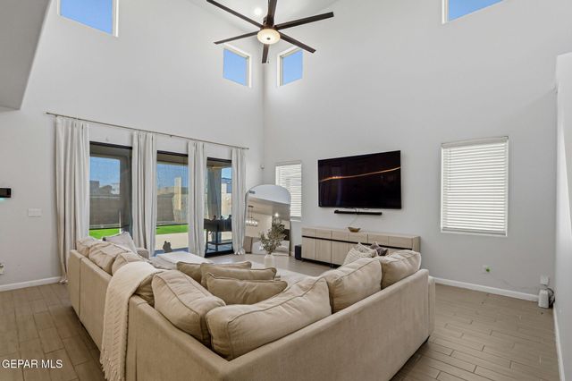 13709 ECCLES Road, El Paso, TX 79928