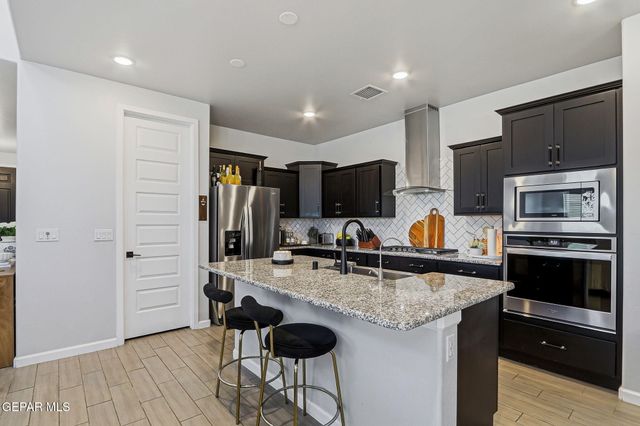 13709 ECCLES Road, El Paso, TX 79928