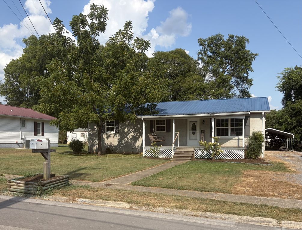 714 Alton Ave, Shelbyville, TN 37160