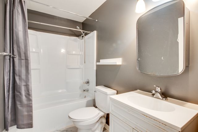 3290 Cool Springs Court, Naperville, IL 60564