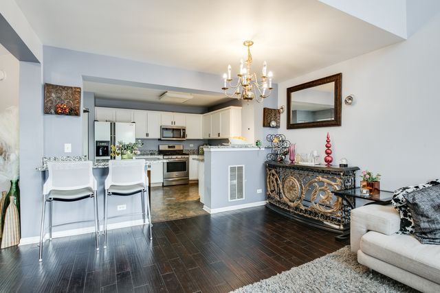 3290 Cool Springs Court, Naperville, IL 60564